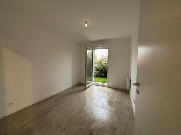 Appartement à louer 4 pièces - 81 m²