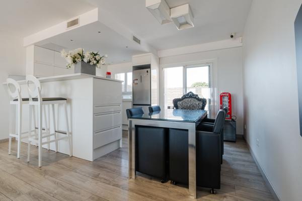 Vente Maison de luxe Sainte-Marie-la-Mer 5 Pièces 150 m²