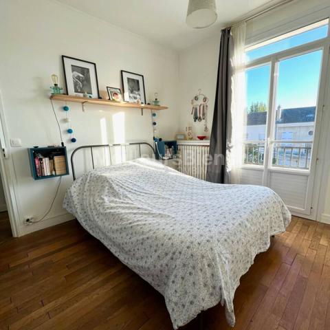 Magnifique Meulière de 5/6 pcs proche Gare du Raincy!