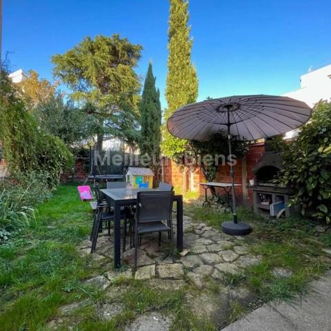 Magnifique Meulière de 5/6 pcs proche Gare du Raincy!