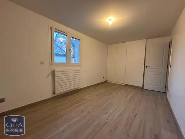 Maison à louer 4 pièces 97.16m² Saint-Laurent-en-Caux (76560)
