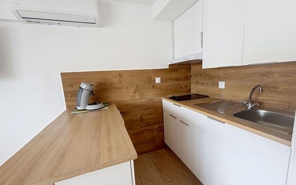 Appartement à vendre    2 pièces • 31 m2 Saint-Raphaël