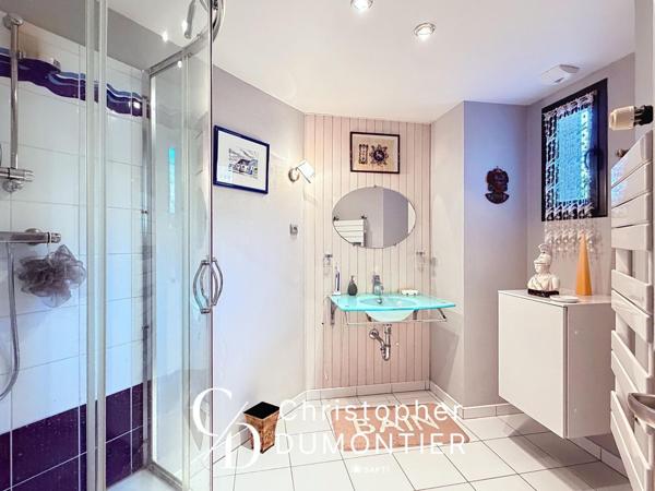 MAISON FAMILIALE 170 M²