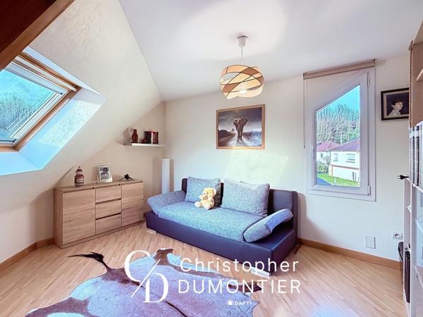 MAISON FAMILIALE 170 M²