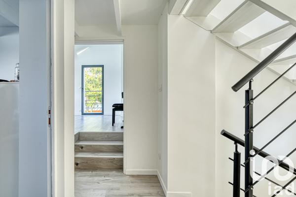 Maison 6 pièces de 160 m² à Vaux-sur-Seine (78740)