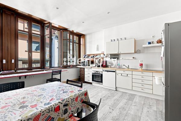 Immeuble
         17 pièces
        - 441 m² Exclusivité 1 102 500 € *