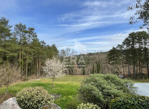 Maison de plain-pied - Environnement calme et verdoyant à Escoire