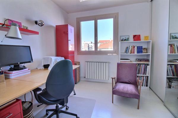 Appartement LYON 5 pièces avec balcon un garage et une cave