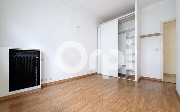 Appartement à vendre    2 pièces • 35 m2 Montrouge