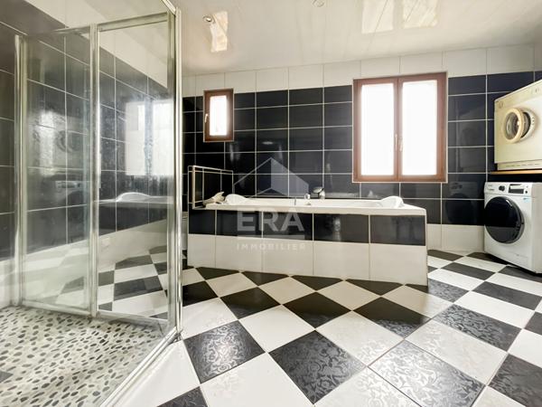 Maison Pussay 5 pièce(s) 145 m2 à vendre