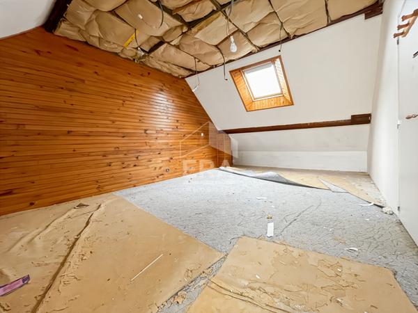 Maison Pussay 5 pièce(s) 145 m2 à vendre