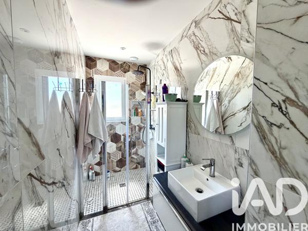 Maison à vendre 5 pièces 103 m² Tonnay-Charente