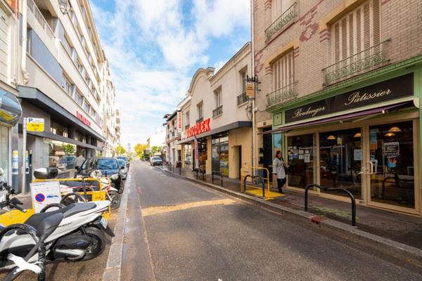 Immeuble à vendre |  Courbevoie |  267 m²