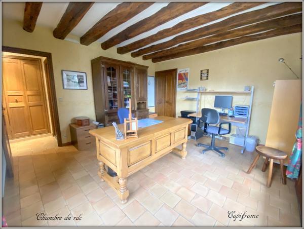 Dpt  (93), à vendre  maison P6 de 255 m² - Terrain de 808,00 m²