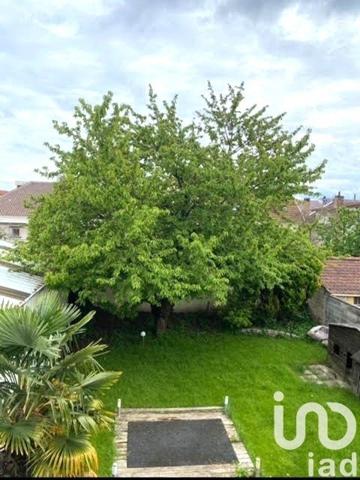 Pavillon 4 pièces de 80 m² à Paray-Vieille-Poste (91550)