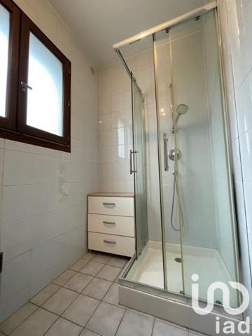 Pavillon 4 pièces de 80 m² à Paray-Vieille-Poste (91550)