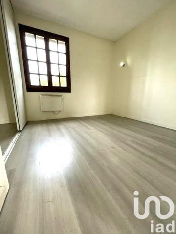 Pavillon 4 pièces de 80 m² à Paray-Vieille-Poste (91550)