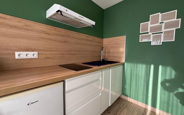 Appartement à louer    1 pièce •  Saint-Jean