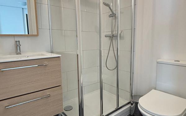 Appartement à louer    1 pièce •  Saint-Jean