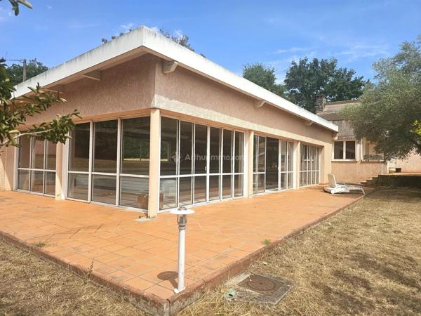 Vente                                                      Maison
                        
                     8 pièces                      262 m2                     à Lescure-d'Albigeois