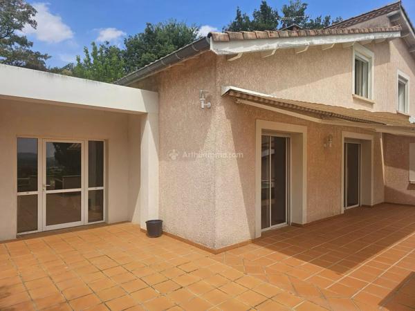 Vente                                                      Maison
                        
                     8 pièces                      262 m2                     à Lescure-d'Albigeois