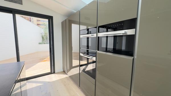 ARCACHON LOFT T4 155M² GARAGE, COMMERCES ET TRANSPORTS A PIEDS