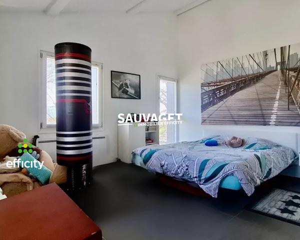 Maison 5 pièces - 143 m² Bien prestige