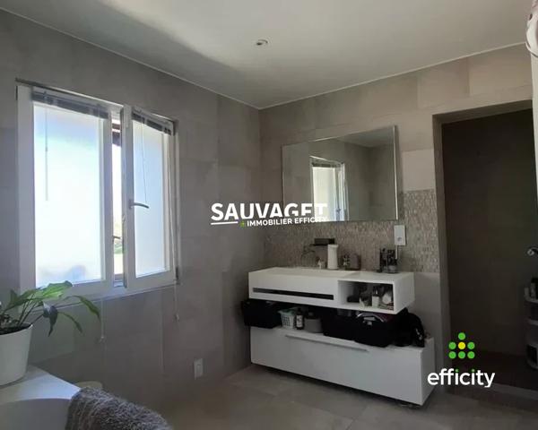 Maison 5 pièces - 143 m² Bien prestige