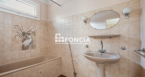 À vendre Maison 4 pièces 67.5 m² - Pézenas 34120