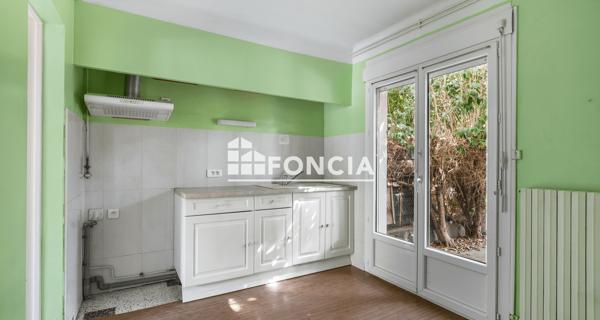 À vendre Maison 4 pièces 67.5 m² - Pézenas 34120