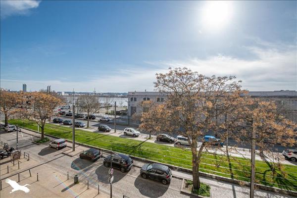 Appartement à vendre |  Bordeaux |  2 pièces | 75 m²