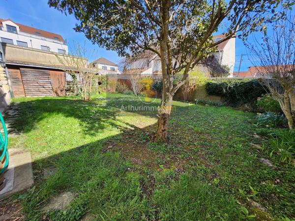 Vente Maison 7 pièces 242 m2 à Ormesson-sur-Marne