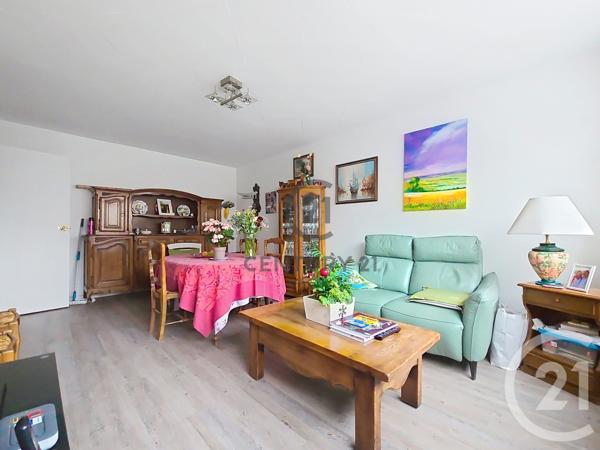 Appartement F3 à vendre  3 pièces - 66,84 m2 GAGNY - 93