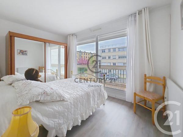 Appartement F3 à vendre  3 pièces - 66,84 m2 GAGNY - 93