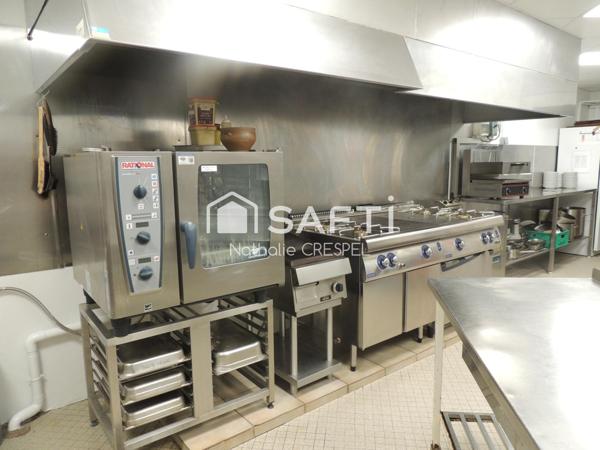 À Vendre : Hôtel-Bar Restaurant- 2 Étoiles avec Licence IV – 450 m2