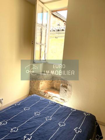 Maison de ville en pierre, garage, cour de 65 m² - 6 chbres, grenier - GIRONDE (33) - NOUVELLE AQUITAINE