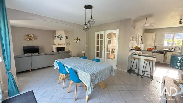 Maison à vendre 5 pièces 145 m² Luynes