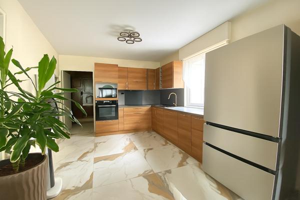 Saint-Étienne (42000) Appartement T4 avec balcon + garage double - Bergson