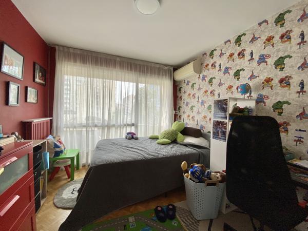 Saint-Étienne (42000) Appartement T4 avec balcon + garage double - Bergson