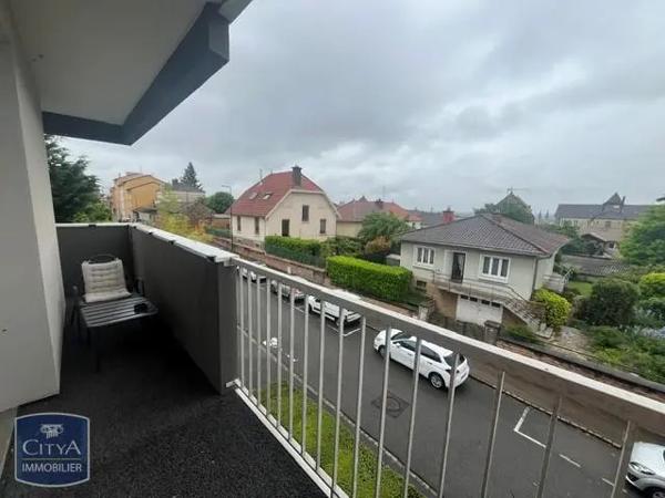Appartement à louer 3 pièces 66.21m² Mâcon (71000)
