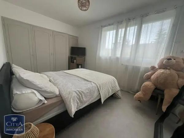 Appartement à louer 3 pièces 66.21m² Mâcon (71000)