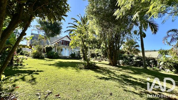 Maison à vendre 5 pièces 160 m² Le Tampon