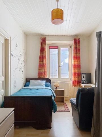 Maison de caractère – 180 m² – 8 pièces
