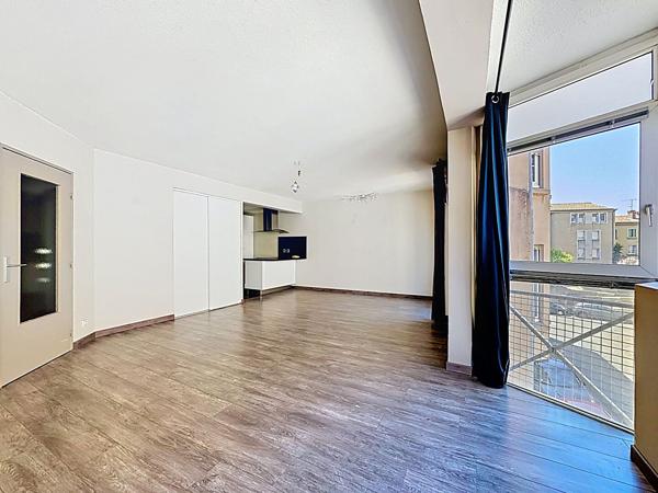 Appartement Avignon 2 pièces 58 m2