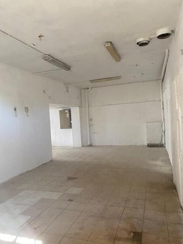 GRAND LOCAL COMMERCIAL centre ROGNAC