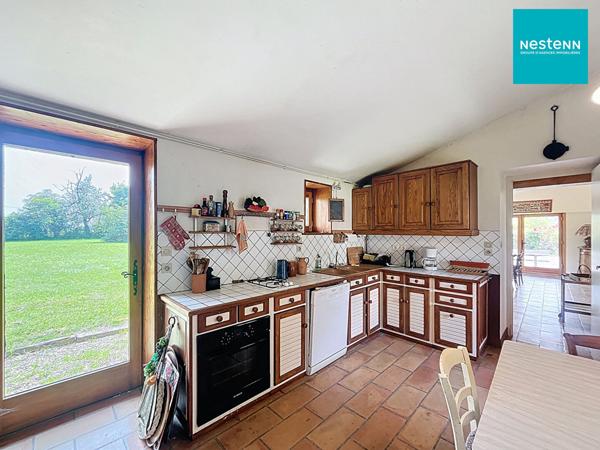 Maison Montrond Les Bains 15 pièce(s) 280 m2