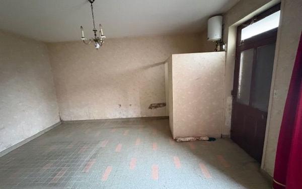 Maison à vendre    2 pièces •  Selles-sur-Cher