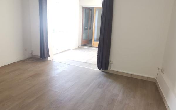 Appartement à louer    2 pièces •  Massy