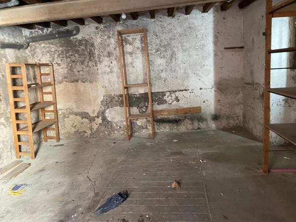 Location                                                      Garage
                        
                                         22 m2                     à Perpignan