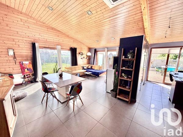 Maison à vendre 8 pièces 143 m² Plouguerneau